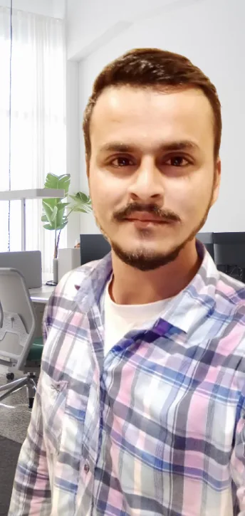 Aslam Shah, Founder and Director of Shah Digital Solutions web design agency